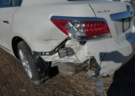 2013 Buick Lacrosse Premium 1 Group из США, поврежденный, VIN 1G4GF5E33DF221331